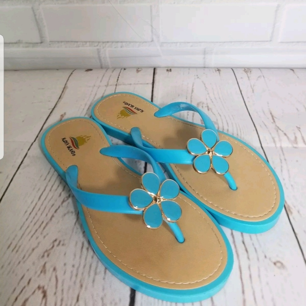 Aloha Island Women's Flip Flops Size 9 Blue